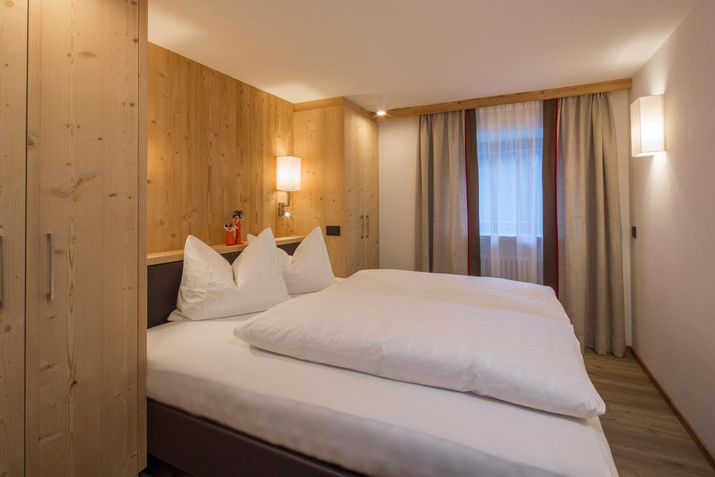 Ciasa Col Cuch Apartment Ла Виля Екстериор снимка
